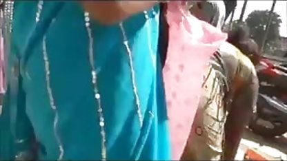 அறையில் அமெச்சூர் செக்ஸ் வீட்டில் ஆபாச புகைப்படங்கள்