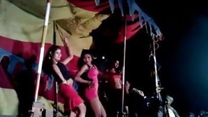 மழையில் சுயஇன்பம் வீட்டில் தனியாக ஆபாச வீடியோக்கள்