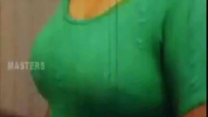 ரஷ்ய நடிப்பில் வீட்டில் குளியலறையில் செக்ஸ்