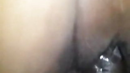 பெண் ஆசிய வீட்டில் ஆபாச கன்னித்தன்மையை இழக்கிறாள்
