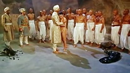 பெரிய அத்தை, 35 வயது இந்திய இல்லத்தரசி வீட்டில் செக்ஸ்