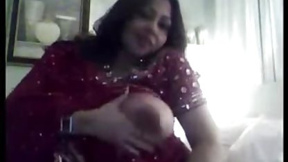 ஒரு பைத்தியக்காரனின் மகனை படிக்கட்டுகளில் இரகசிய செக்ஸ், வீட்டில் மில்ஃப் சந்தித்தார்