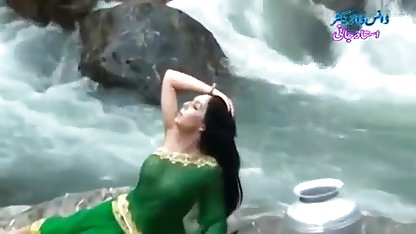 மூன்று இயற்கையில் சிறந்த இந்திய வீட்டில் ஆபாச ஒரு ரஷ்ய பெண்ணை ஃபக்