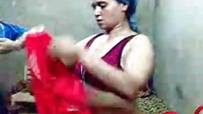 பாரிஸ் ஹில்டனுடன் உச்சரிப்பு வீட்டில்