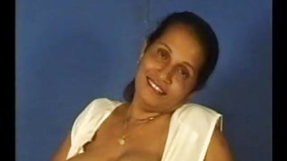 ரஷ்ய மனைவியுடன் வலிமிகுந்த குத செக்ஸ் ஆபாச வீடு