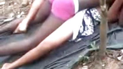 ஒரு பாலினத்தில் அமெச்சூர் வீட்டில் குழாய் இரண்டு