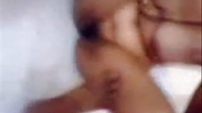கிழிந்த பேன்டிஹோஸில் கழுதை புதிய வீட்டில் செக்ஸ் வீடியோக்கள் பசுவுடன் செக்ஸ்