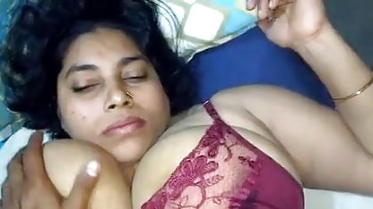 குடிசையில் செக்ஸ் ரஷ்ய மாணவர்கள் குடும்பத்து ஆண்ட்டி செக்ஸ்