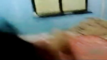 புதிய வி. கே ஆபாச வீட்டில் சோபா புதுப்பிக்கப்பட்டது