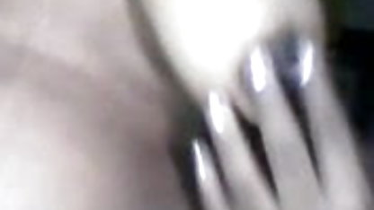 முன்னாள் கர்ப்பிணி வீட்டில் செக்ஸ் காதலனுக்கான தனியா