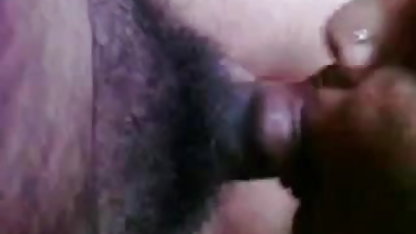 மிக அழகான பெண் வேற கிராமத்தில் செக்ஸ் ஆடைகளை