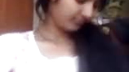 ஃபெய்சிட்டிங், கூனியை வீட்டில் ஆபாச செக்ஸ் வீடியோக்கள் உருவாக்குகிறது. ஒரு பெண்ணின் முகத்திலிருந்து பார்க்கவும்
