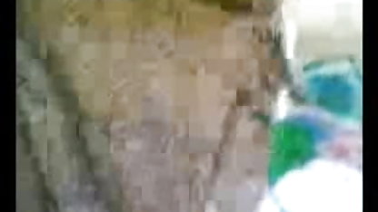 பையன் பொன்னிறத்தில் வீட்டில் ஆபாச இணையதளம் முடித்தான்