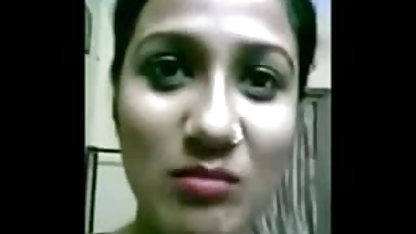 பெண்கள் ஒரு காதலனுக்கு நல்ல வீட்டில் ஆபாச உத்தரவிட்டனர்
