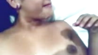 புண்டையின் தனி வீட்டில் அம்மா செக்ஸ் வீடியோ செயல்திறன்