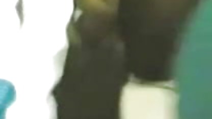 வாயில் செக்ஸ் மற்றும் படகோட்டி சூடான ஜோடி வீட்டில்