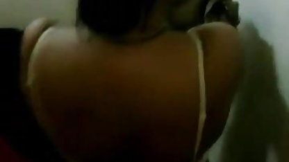 குத பிரியர்கள் மண்வெட்டி போன்ற கூர்மாயாணவல் திறந்த யோனி