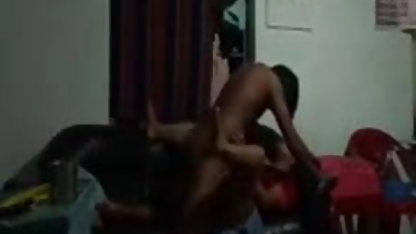அந்நியருடன் கடலில் பெண் வீட்டில் ஆபாச செக்ஸ்