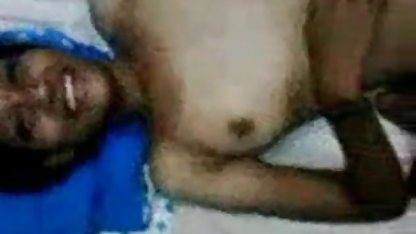வான்கா ரஷ்ய செக்ஸ், வீட்டில் வீடியோ பாலாடை குடித்தார்