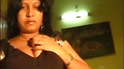 ஜானிஸ் கிரிஃபித் தன்னை சகோதரர், சகோதரி வீட்டில் தனியாக செக்ஸ் லவ் ஆபாசத்தில்