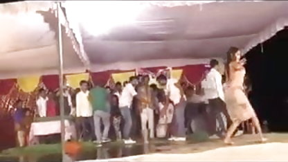குத நண்பர் வீட்டில் செக்ஸ் சுயஇன்பம் வைப்ரிக்