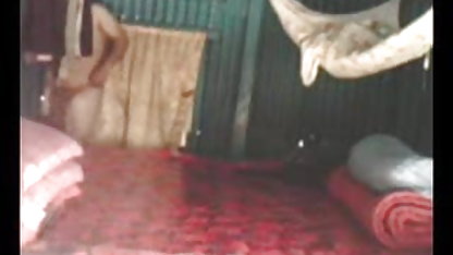 பட் இலவச பிரிட்டிஷ் ஆபாச வீட்டில் பிளக்கிலிருந்து கூடுதல் தூண்டுதல்