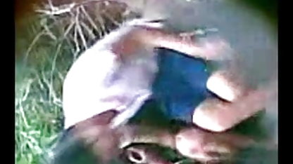 ரெட்ஹெட் தனியா பஞ்சாபி கிராமத்தில் பெண் செக்ஸ் வீடியோ செய்கிறது