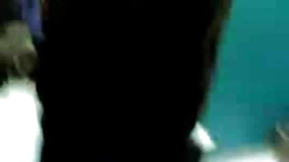 அவருடைய மனைவிக்கு இன்னும் அந்த சேரி இருக்கிறது வீட்டில் குத ஆபாச வீடியோக்கள்