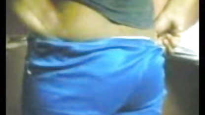 முதிர்ந்த உள்ளூர் வீட்டில் ஆபாச துளை
