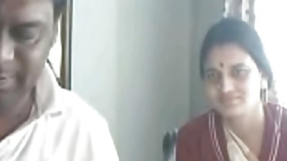 சோளம் ஒரு உறுப்பினரை தனியாக மனைவி செக்ஸ் வீடியோ தேய்த்தது
