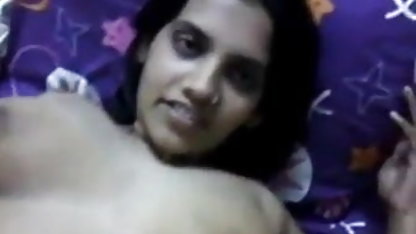 நான் வீட்டில் குடும்ப செக்ஸ் அவளுடைய அண்டை வீட்டாராக இருக்க விரும்புகிறேன்