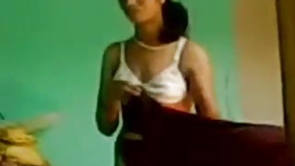 பாண்டேஜ் வீடியோ திருடன் வீட்டில் செக்ஸ்